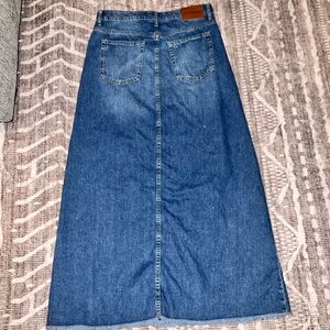 Lucky Brand Denim Maxi Skirt Size 10/30 Blue Raw Hem A-Line Long Jean Skirt